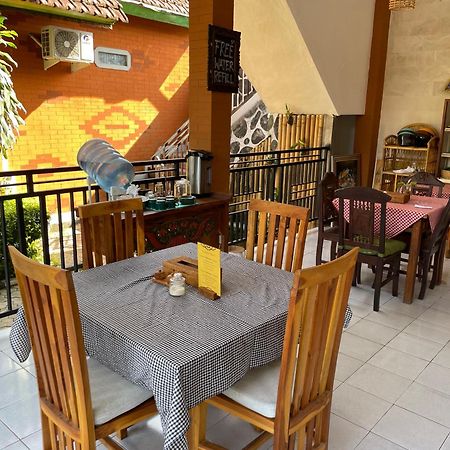 Hotel Kubu Elsa Bali Lovina Exterior foto